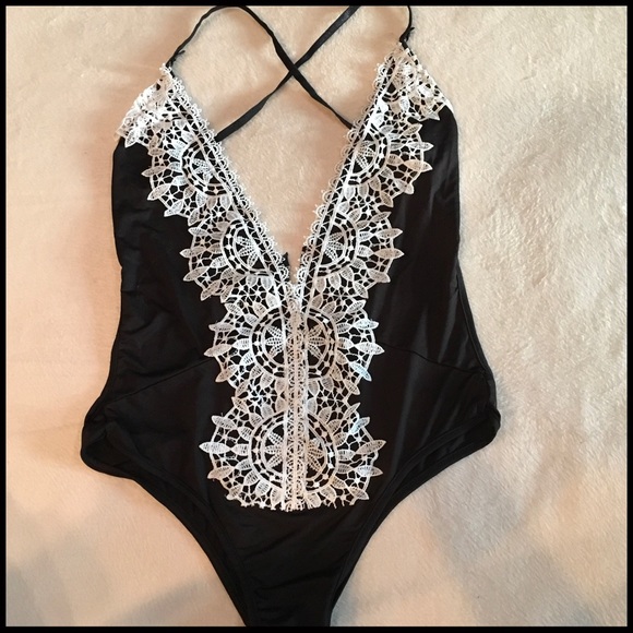 Deep V Body/Swim Suit - Picture 4 of 8